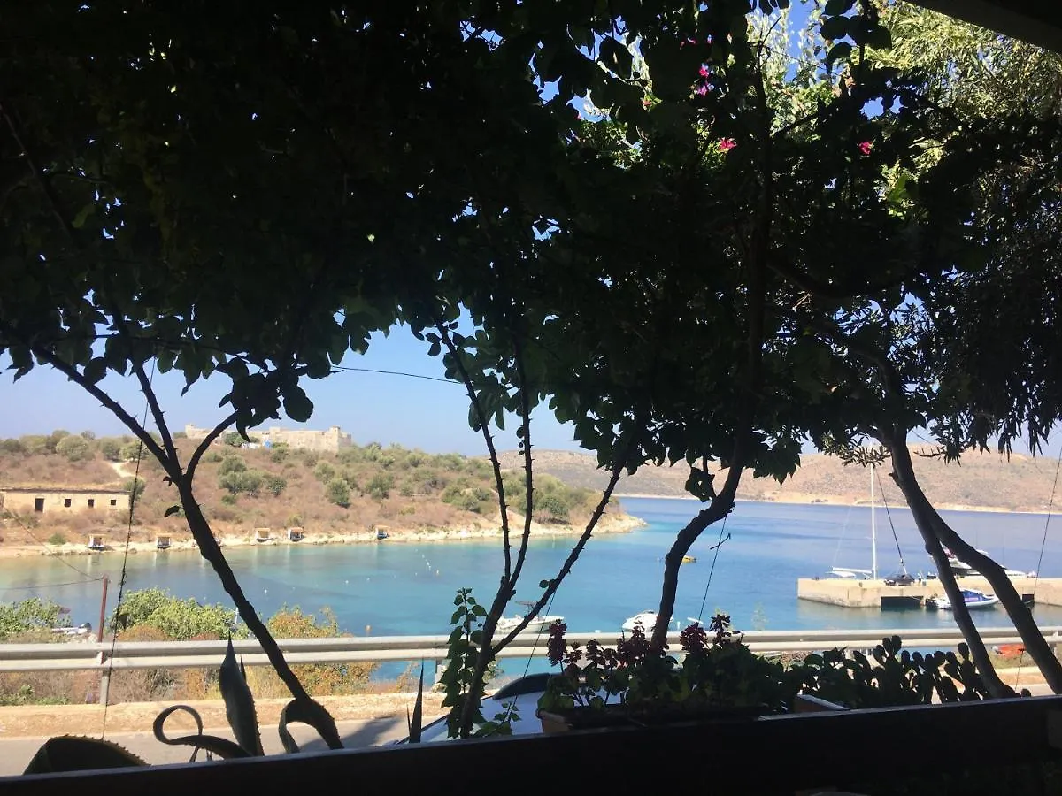 Villa Olivia Grove Χειμάρρα